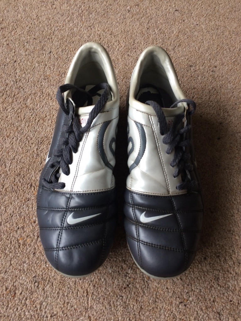 nike total 90 grey